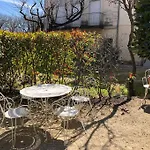 Ulysse, Spacieux Au Centre Historique D'uzes En Rez-de-chaussee Avec Exterieur, Proche Parking Des Marroniers *