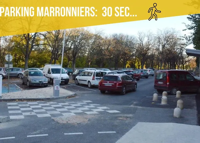 Appartement Ulysse, Spacieux Au Centre Historique D'uzes En Rez-de-chaussee Avec Exterieur, Proche Parking Des Marroniers